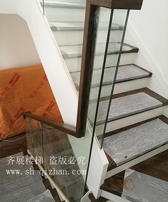 水泥基礎現代樓梯14