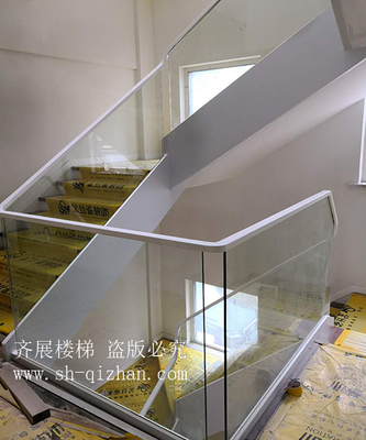 水泥基礎現代樓梯3