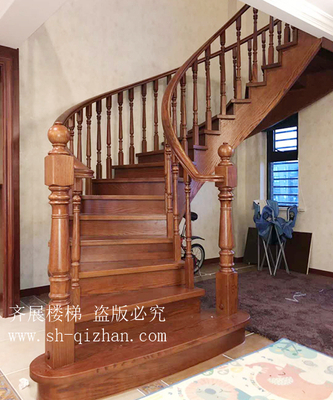 實(shí)木樓梯18
